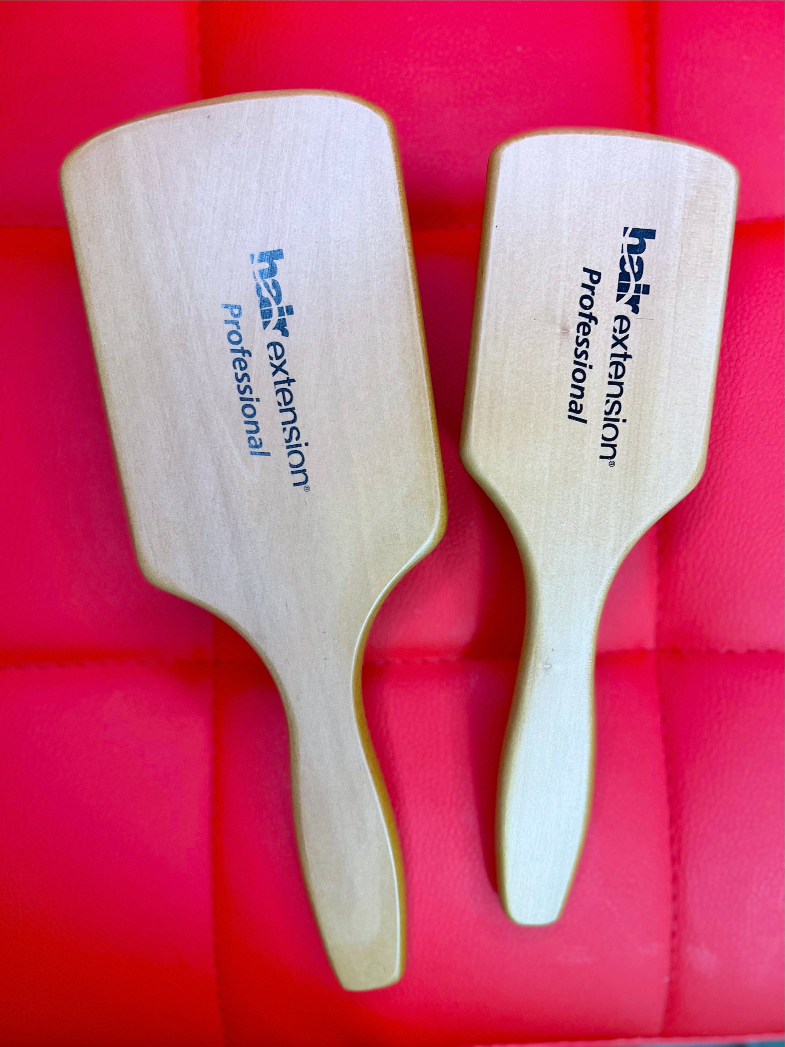 Cepillo para cabello y extensiones de madera